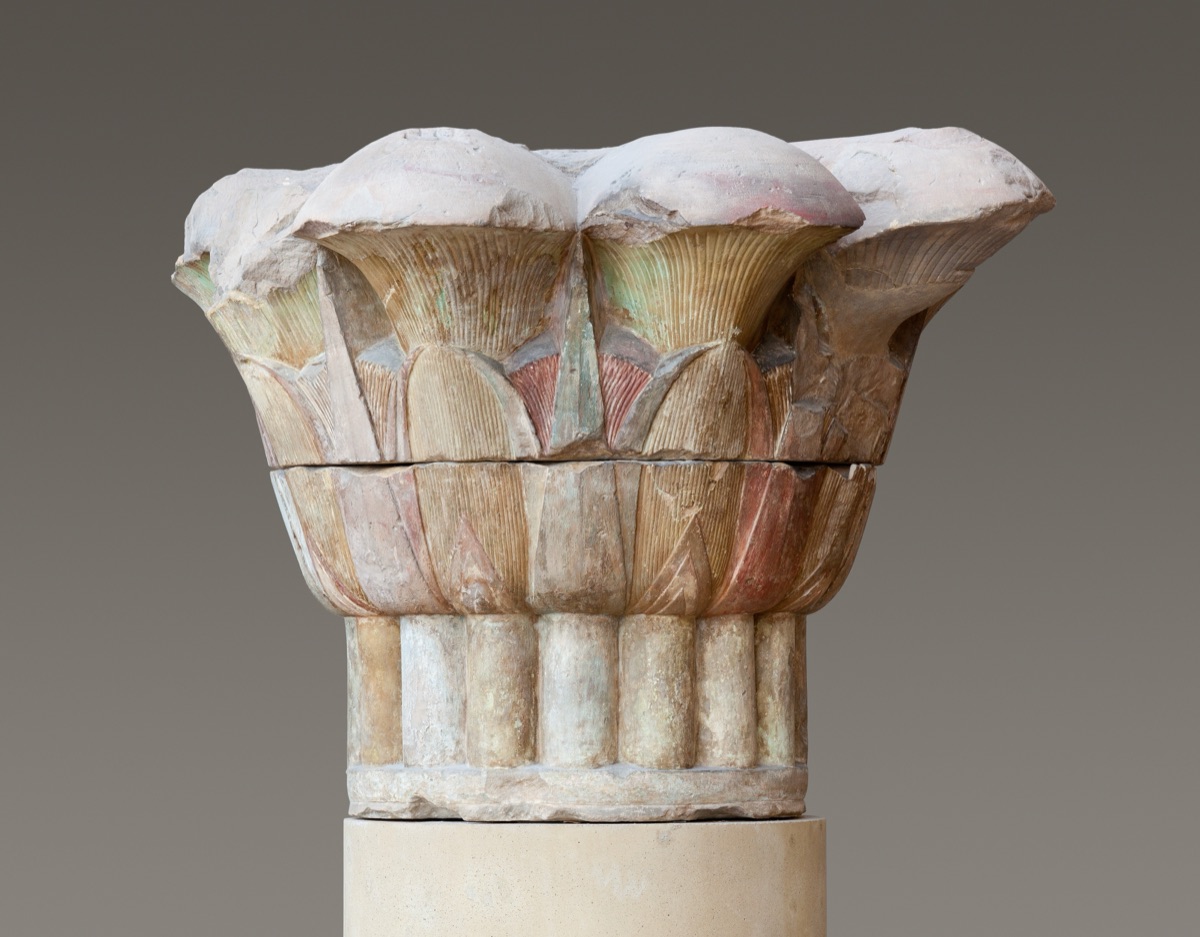 古代ギリシャ神庙の柱